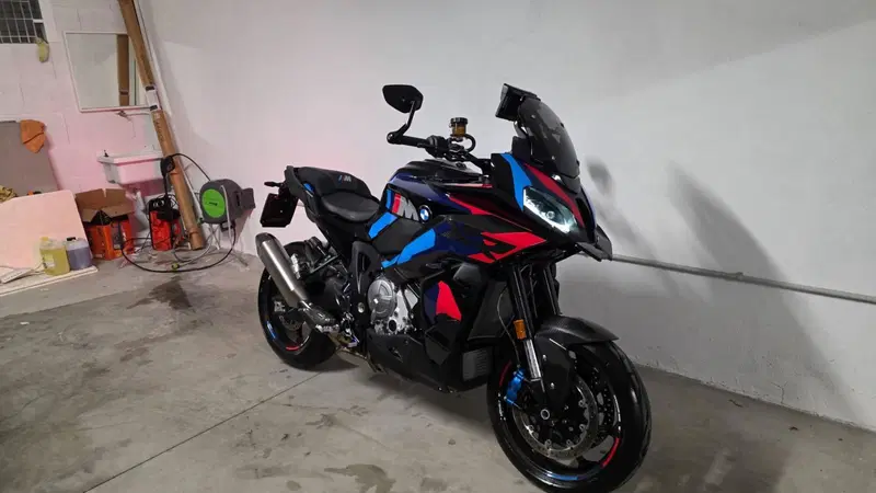 Bmw M 1000 XR (2024 - 26) (3)