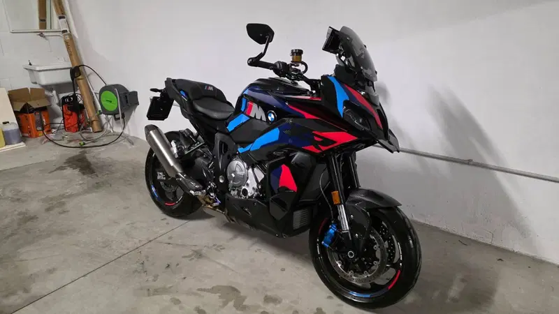 Bmw M 1000 XR (2024 - 26) (8)