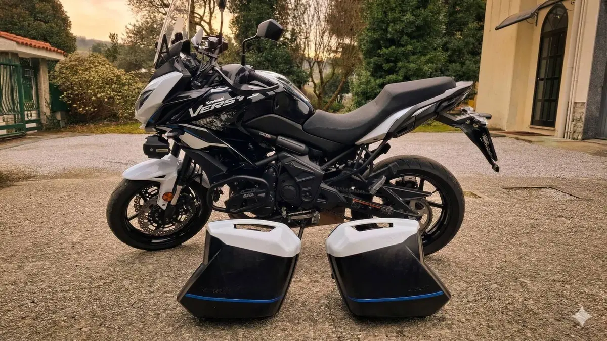 Kawasaki Versys 650 Tourer Plus (2021) (6)