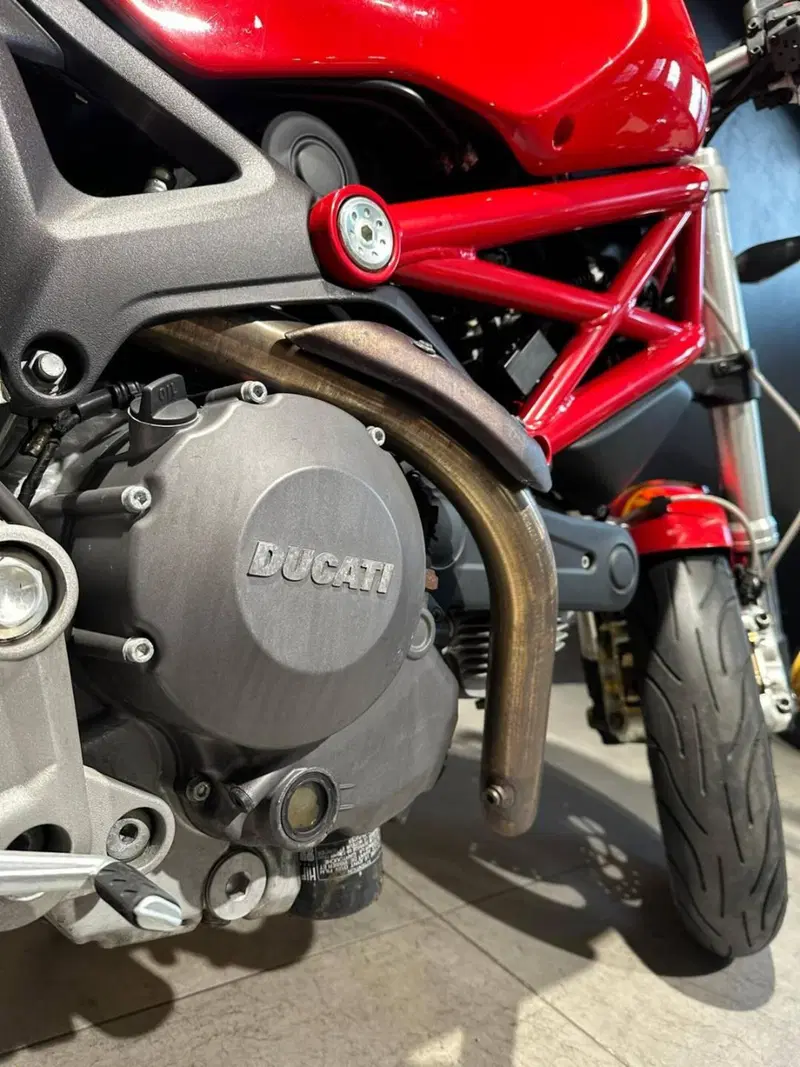 Ducati Monster 696 (2008 - 13) (8)