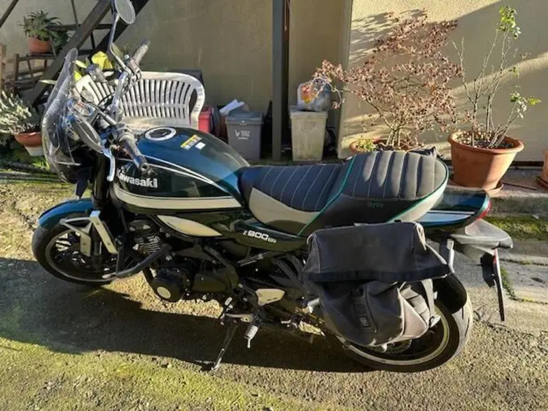 Kawasaki Z 900 RS (2022 - 25)