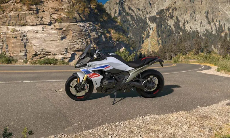 Bmw R 1300 RS (2026) (2)