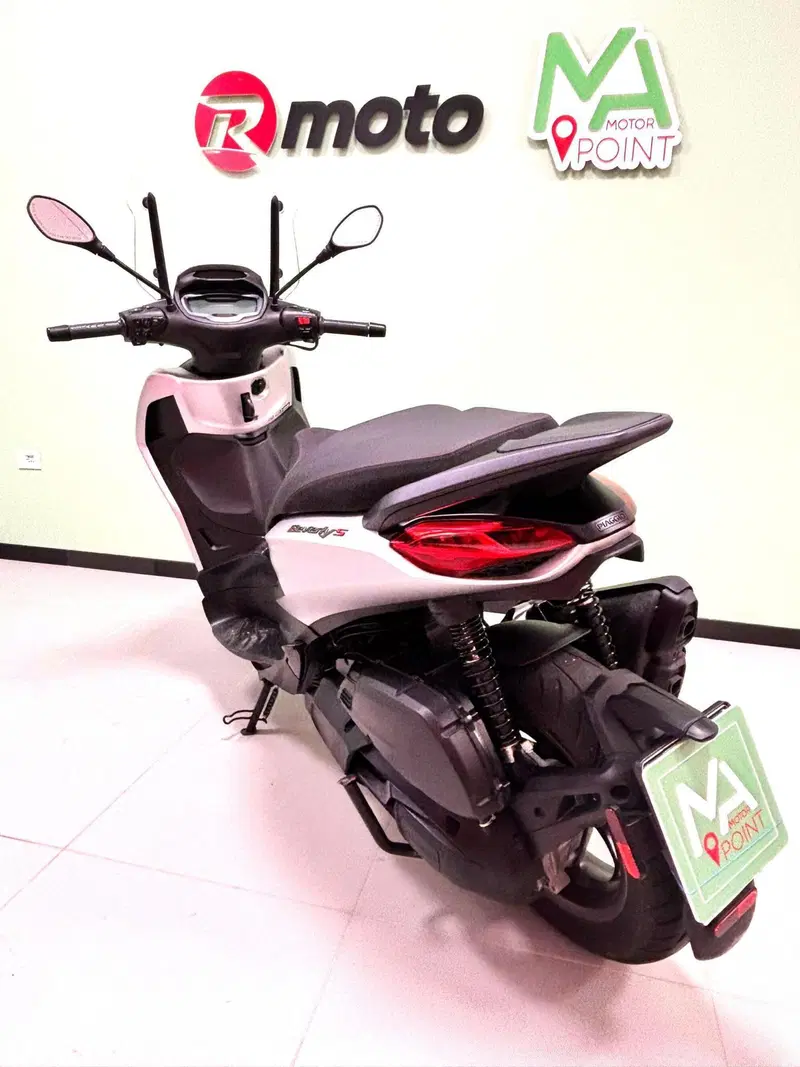 Piaggio Beverly 400 S ABS-ASR (2021 - 24) (4)