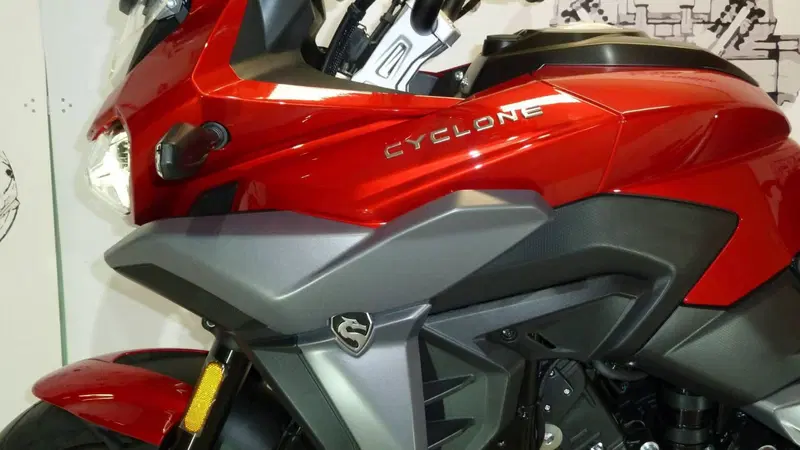 Cyclone RX650 (2025 - 26) (6)