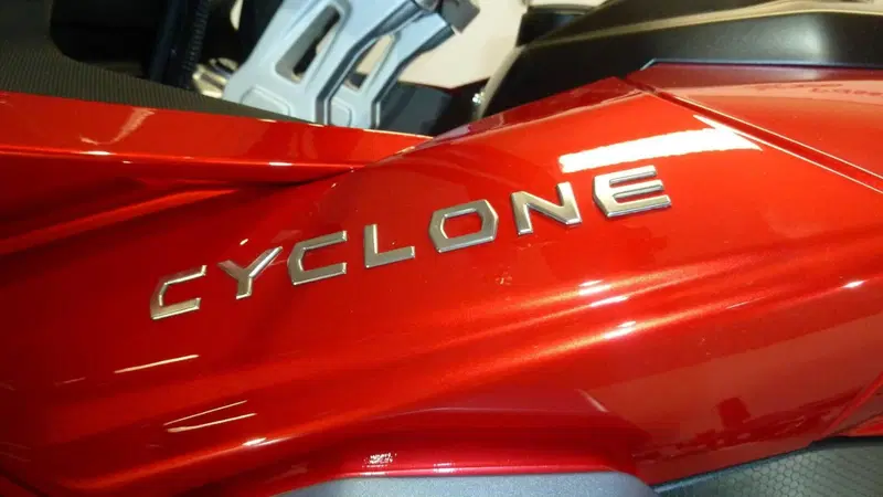 Cyclone RX650 (2025 - 26) (9)