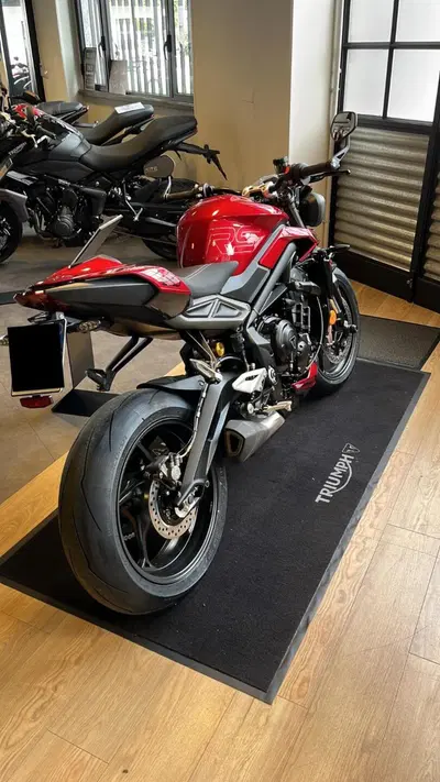 Triumph Street Triple 765 RS (2023 - 26) usata