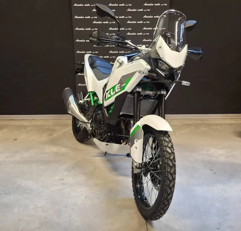 Kawasaki KLE 500 SE (2026) (8)