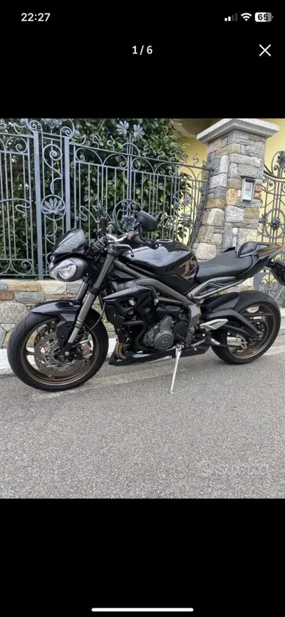 Triumph Street Triple RS (2020 - 22) usata