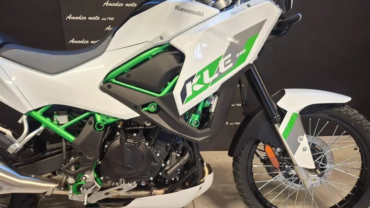 Kawasaki KLE 500 SE (2026) (16)