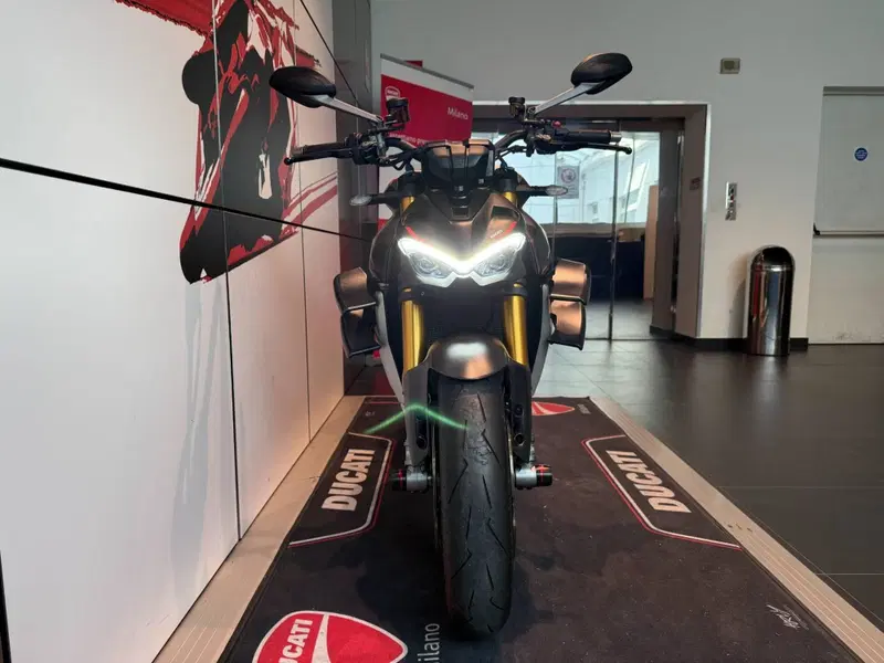 Ducati Streetfighter V4 1100 SP (2022) (16)