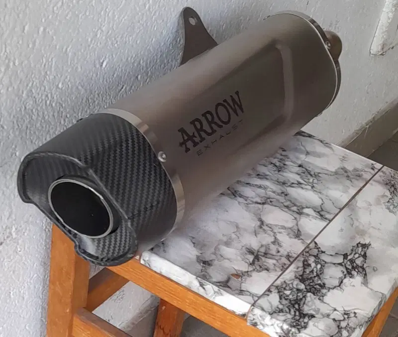 Terminale arrow indy Race evo titanio con fondell (3)