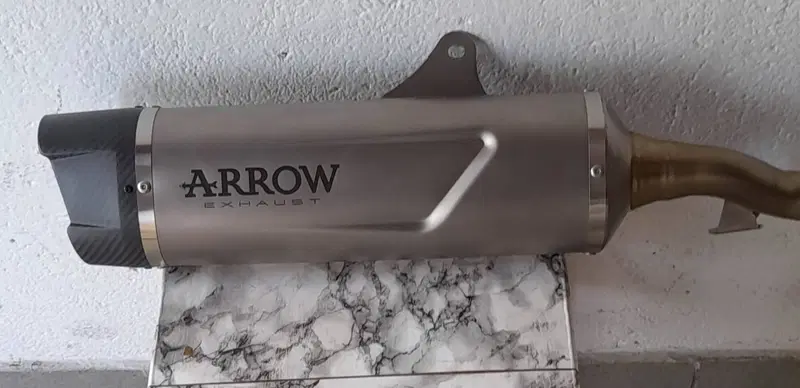 Terminale arrow indy Race evo titanio con fondell (4)