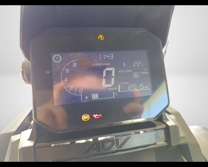 Honda ADV 350 (2022 - 24) (9)