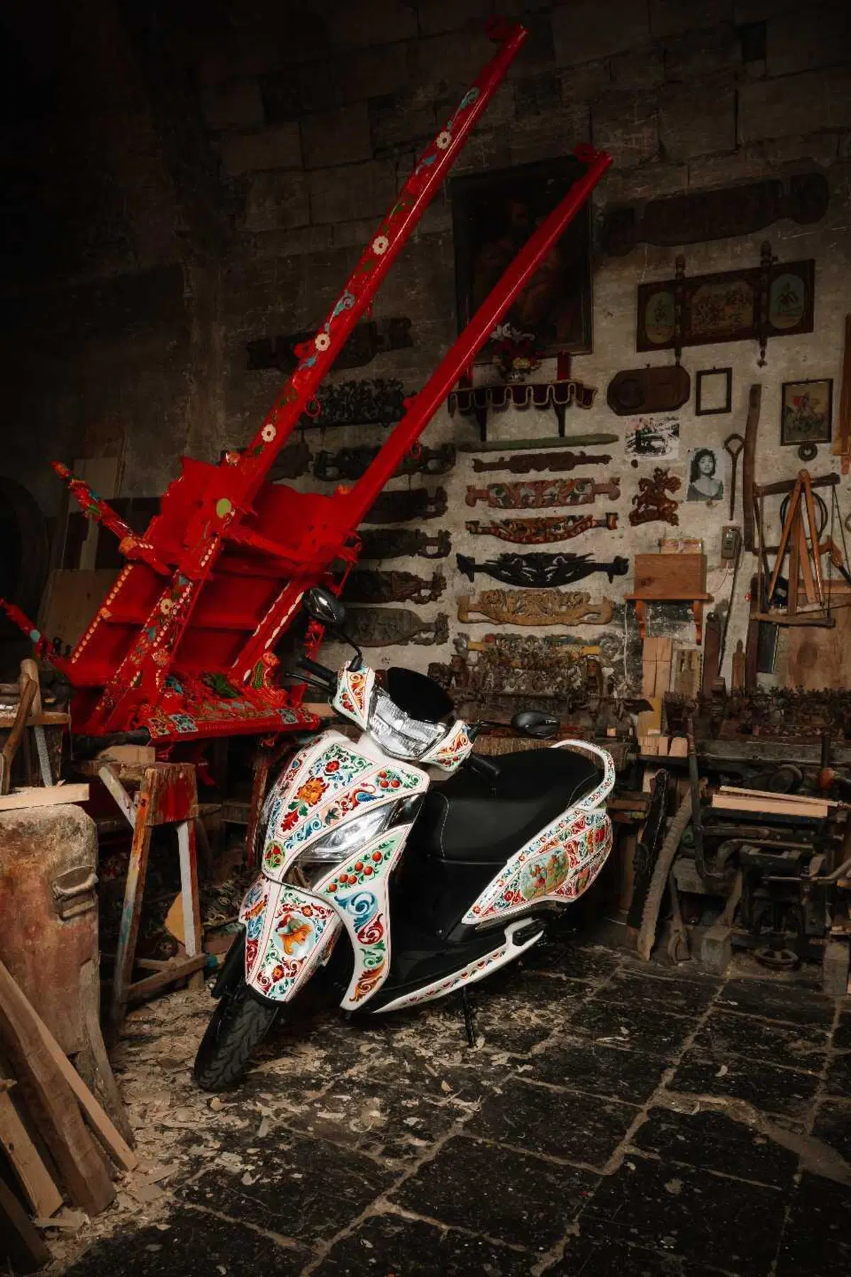 TVS Motor e Cinabro Carrettieri trasformano lo scooter Jupiter 125 in un capolavoro siciliano (2)