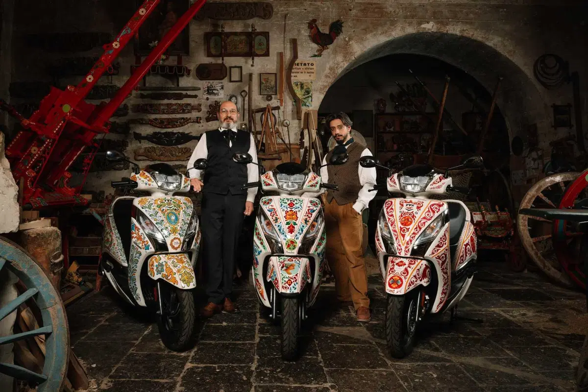 TVS Motor e Cinabro Carrettieri trasformano lo scooter Jupiter 125 in un capolavoro siciliano (7)