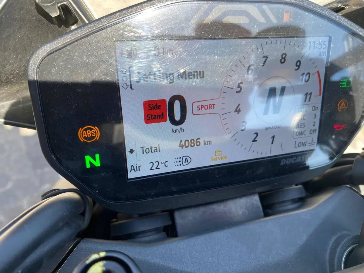 Ducati Monster 937 (2021 - 25) (3)