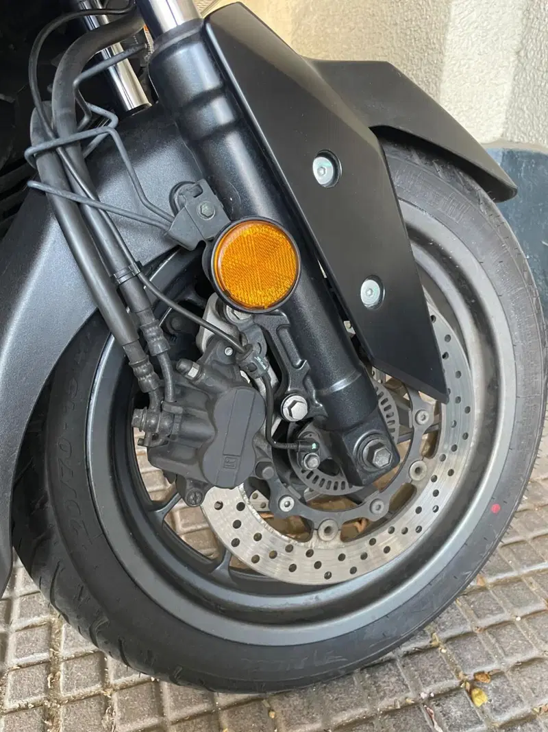 Yamaha X-Max 400 Tech Max (2020) (11)
