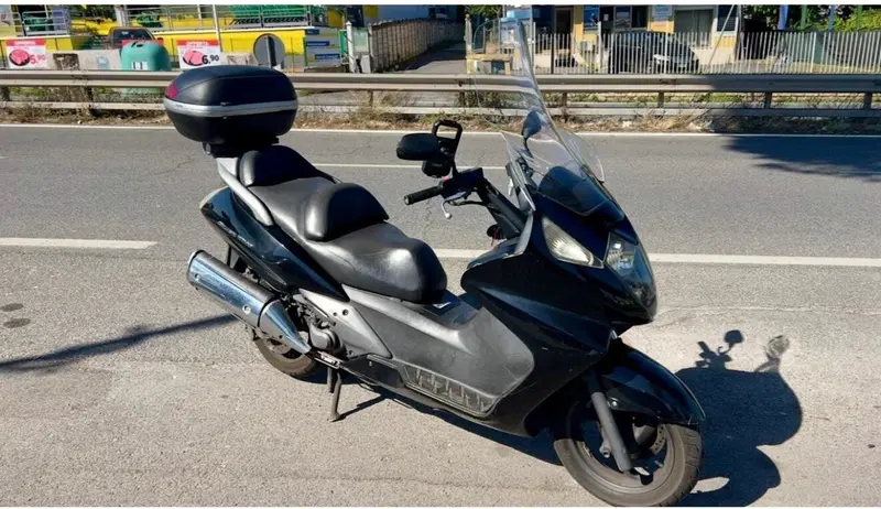 Honda Silver Wing 400 (2006 - 09) (2)