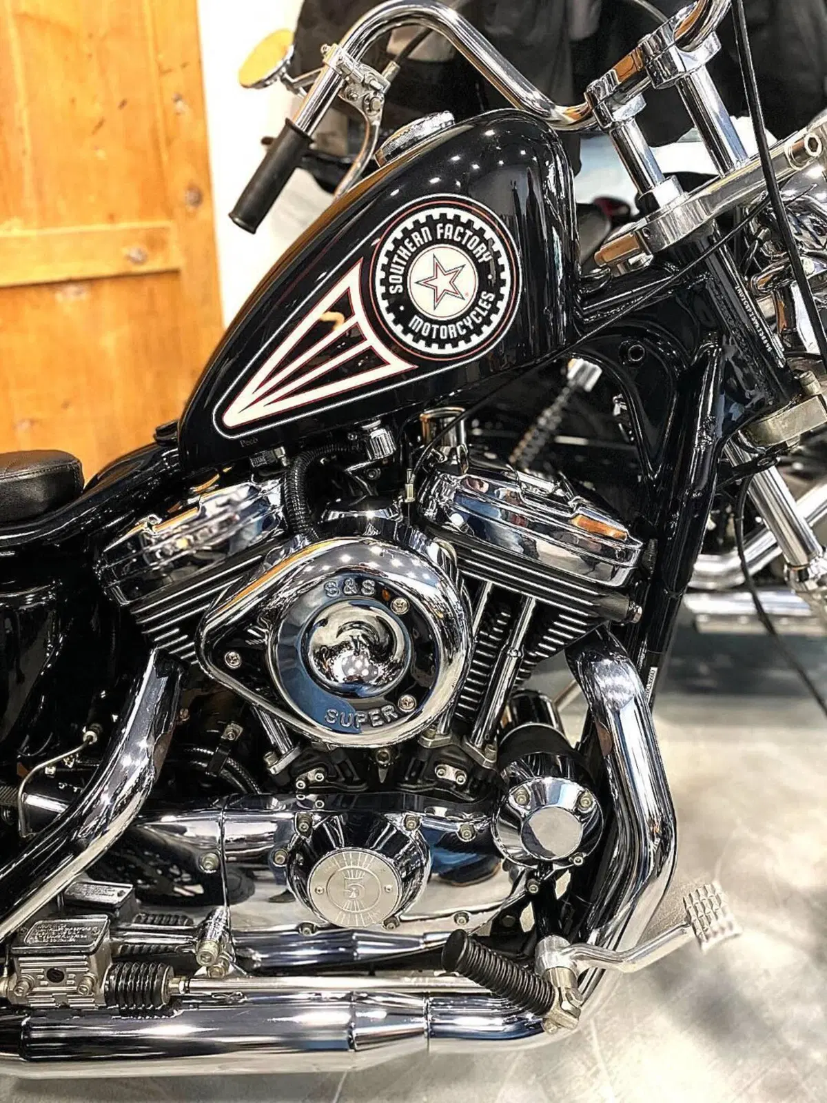 Harley-Davidson 1200 Custom (1995 - 00) - XL 1200C (3)