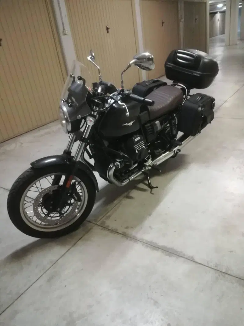 Moto Guzzi V7 III Special (2017 - 20)