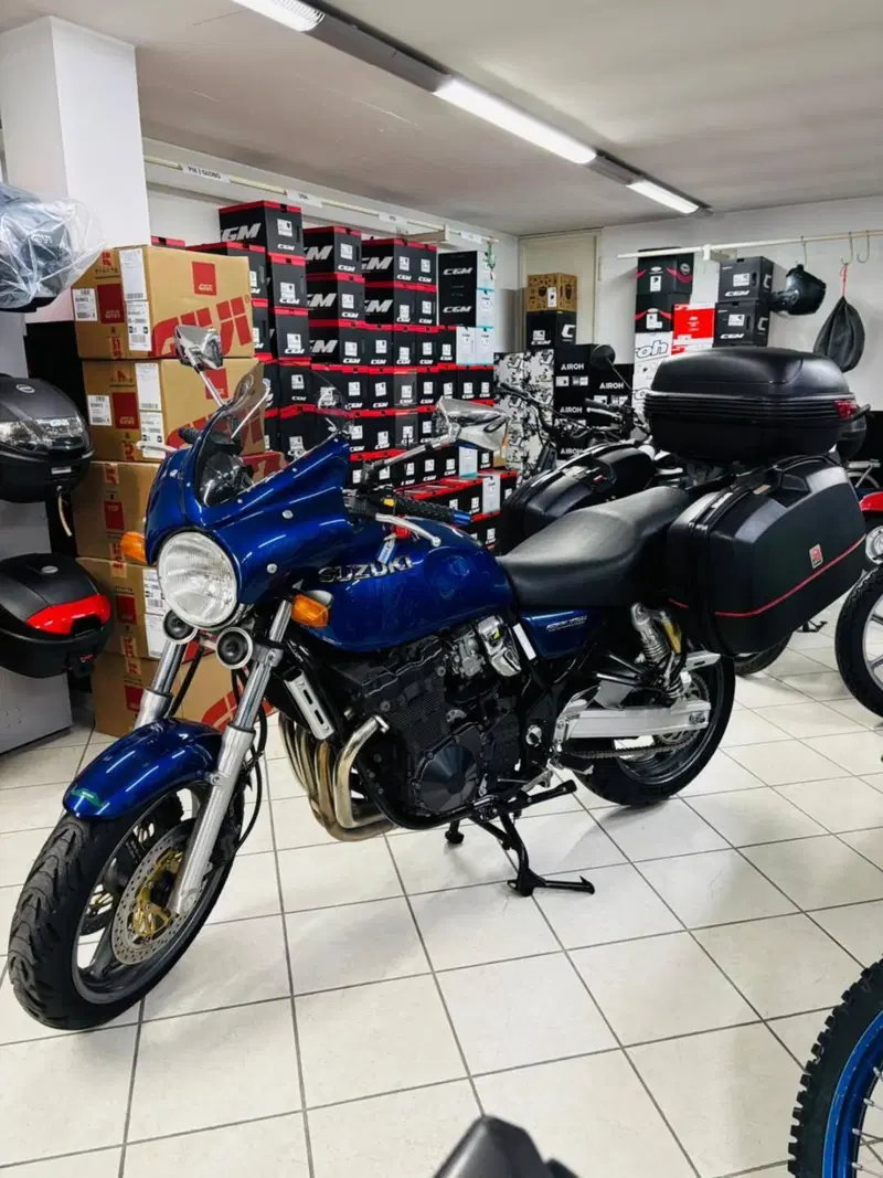 Suzuki GSX 750 (1998 - 03)