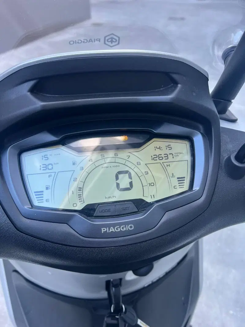 Piaggio Beverly 400 S ABS-ASR (2021 - 24) (3)