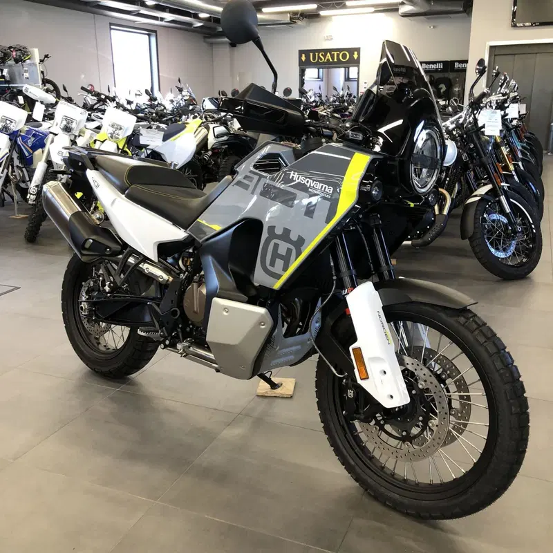 Husqvarna Norden 901 (2022 - 26) (8)