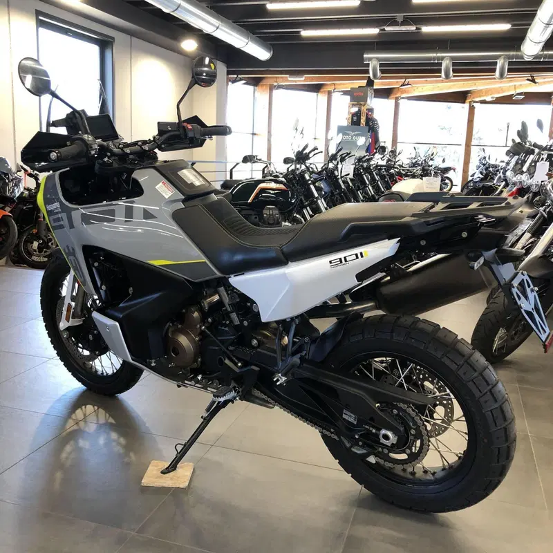 Husqvarna Norden 901 (2022 - 26) (10)