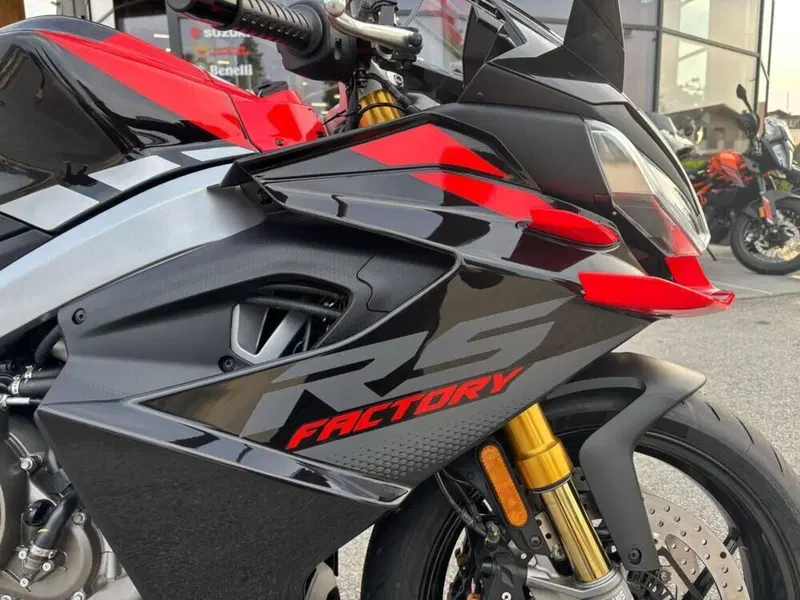 Aprilia RS 660 Factory (2025 - 26) (7)
