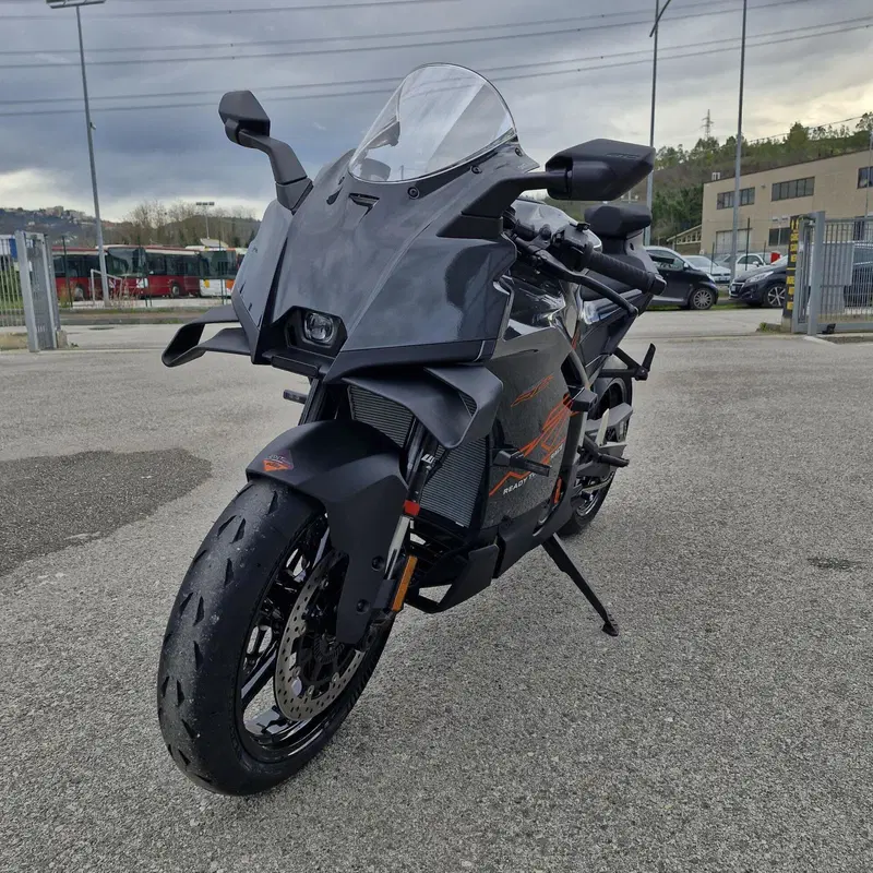 KTM 990 RC R (2026) (22)