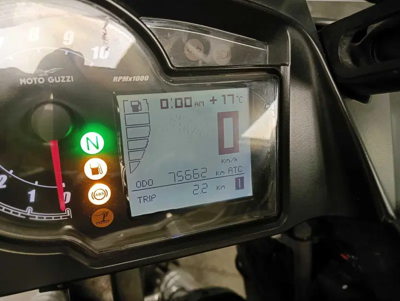 Moto Guzzi Stelvio 1200 NTX (2011 - 16) (2)