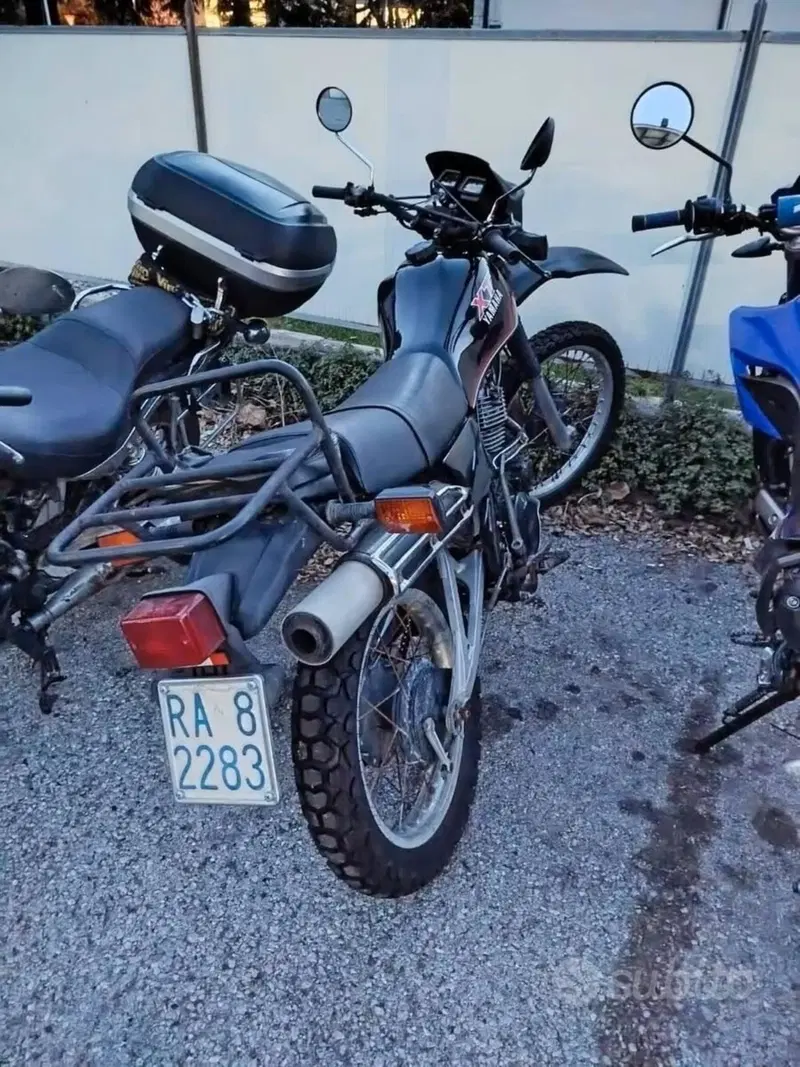 Yamaha XT 550 (3)