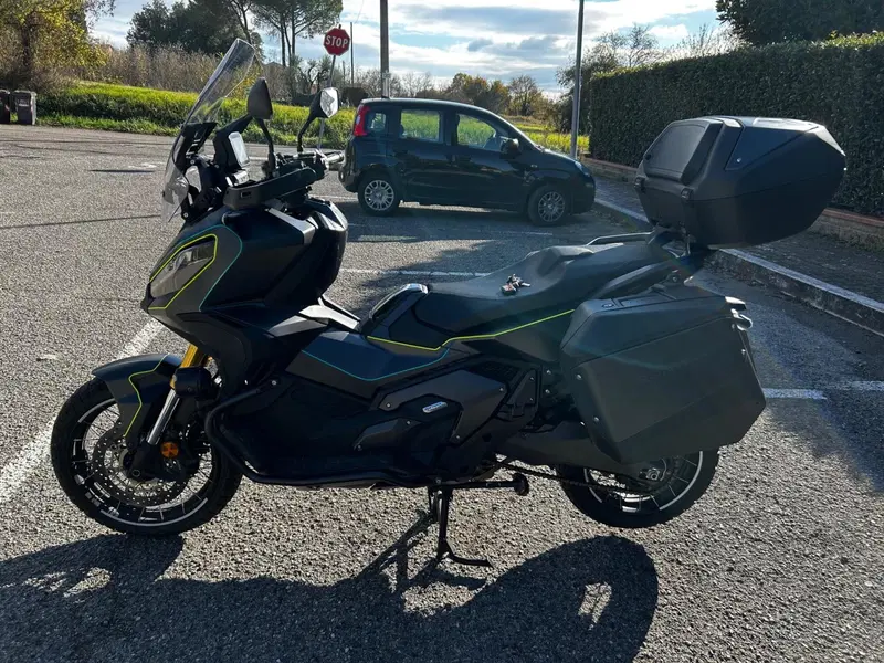 Honda X-ADV 750 DCT Travel (2021 - 24) (5)