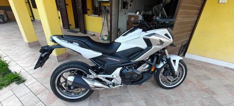 Honda NC 750 X ABS (2016 -17) (7)