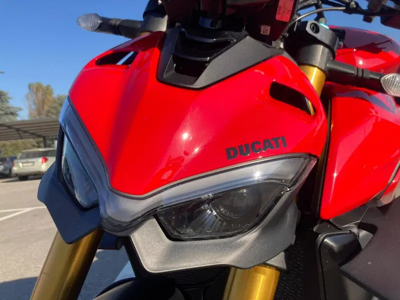 Ducati Streetfighter V4 S (2023 - 24) (3)