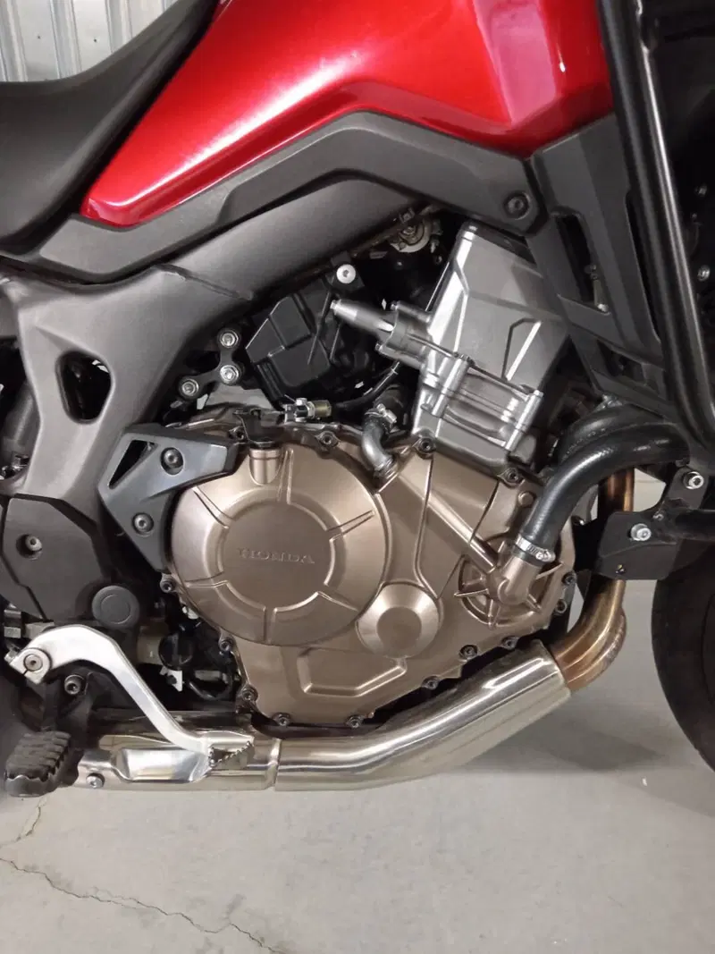 Honda Africa Twin CRF 1000L ABS (2016 - 17) (10)