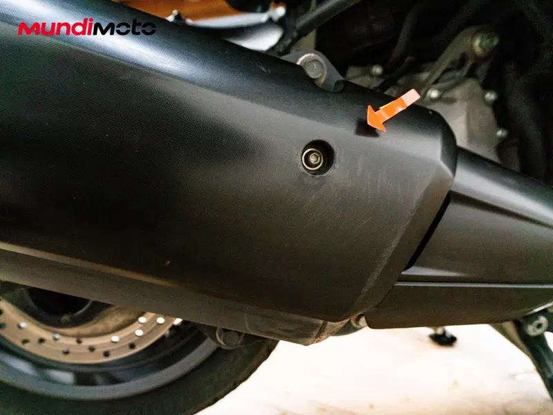 Yamaha X-Max 250 Iron Max ABS (2016) (13)