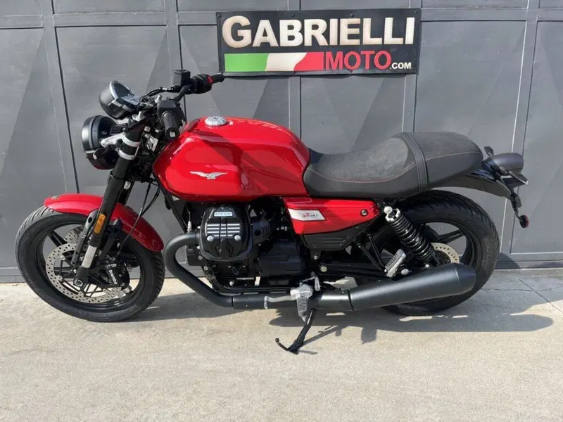 Moto Guzzi V7 Sport (2025 - 26)