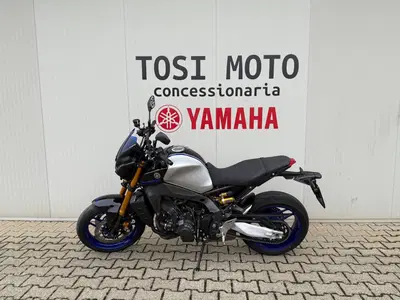 Yamaha MT-09 SP (2021 - 23) usata