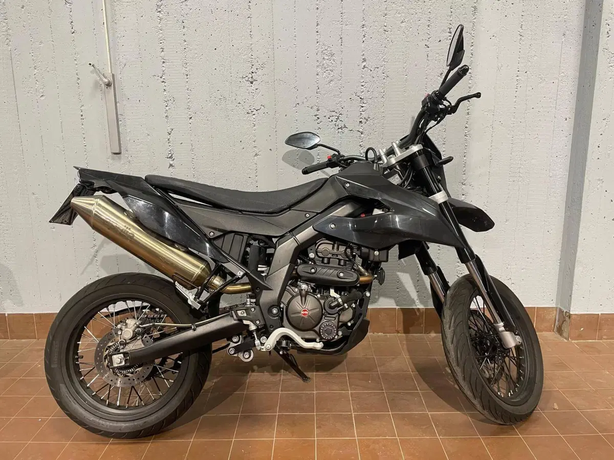 Aprilia SX 125 (2021 - 24) (2)