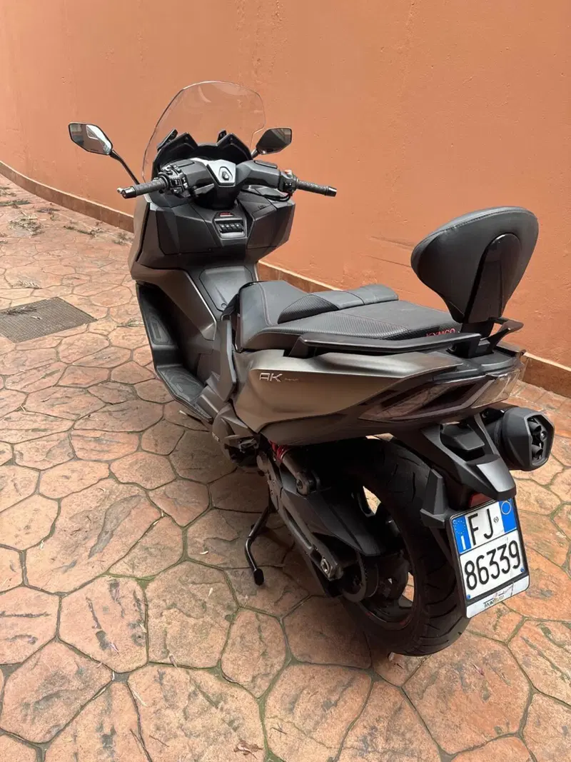 Kymco AK 550 Premium (2023 - 25) (6)