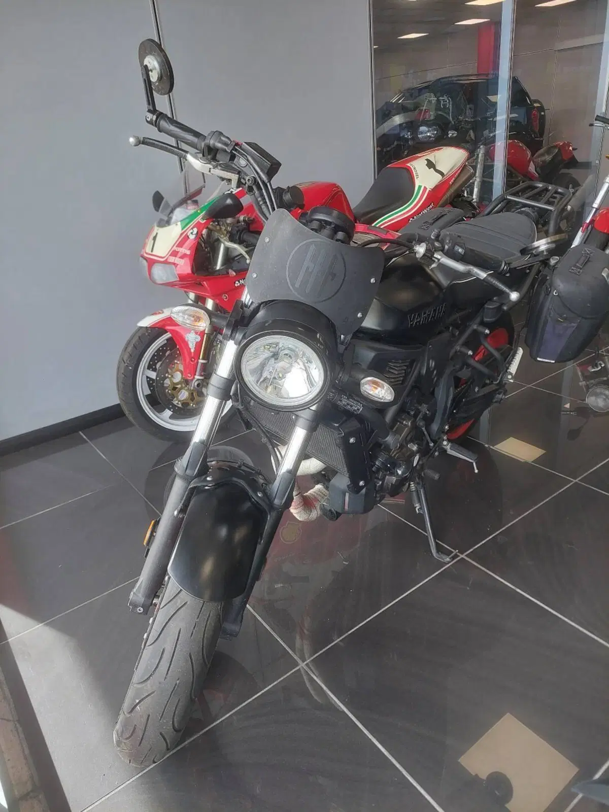 Yamaha XSR 700 ABS (2016 - 20) (2)