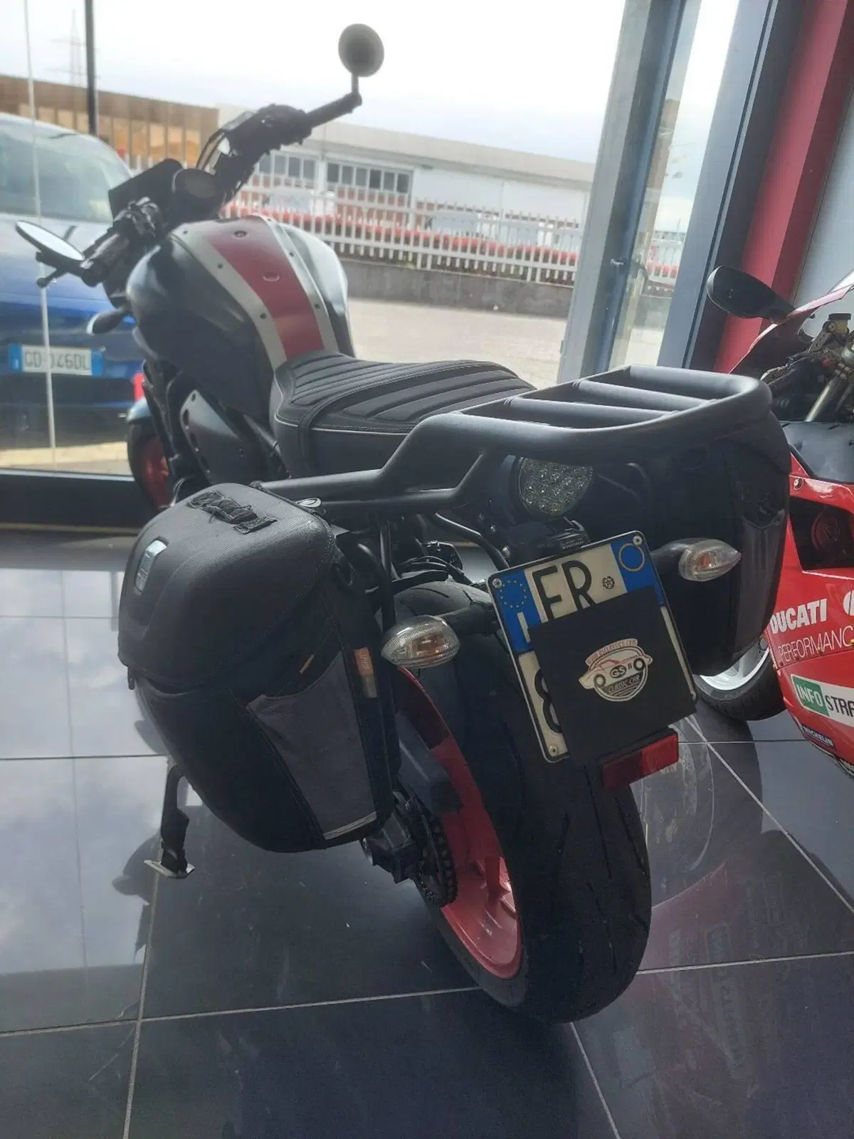 Yamaha XSR 700 ABS (2016 - 20) (8)