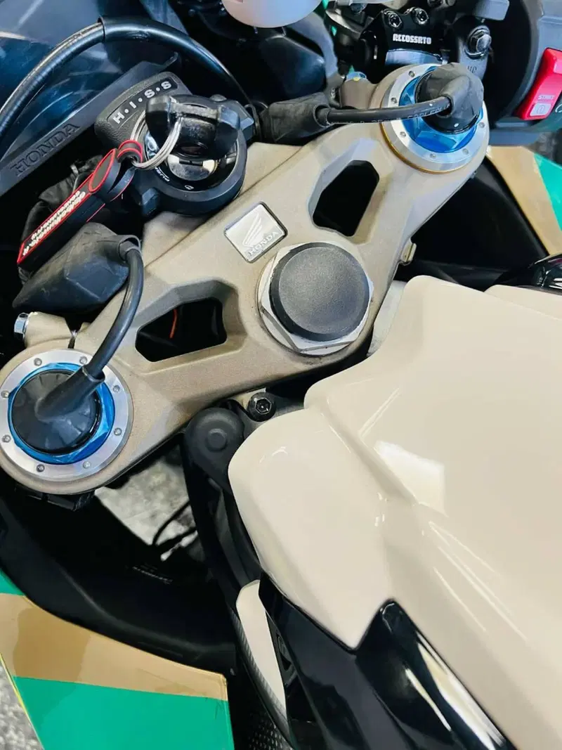 Honda CBR 1000 RR Fireblade SP (2017 - 19) (16)
