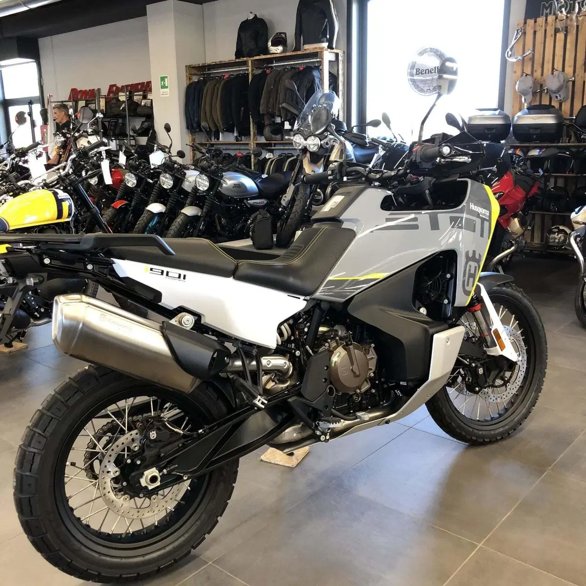 Husqvarna Norden 901 (2022 - 26) (10)