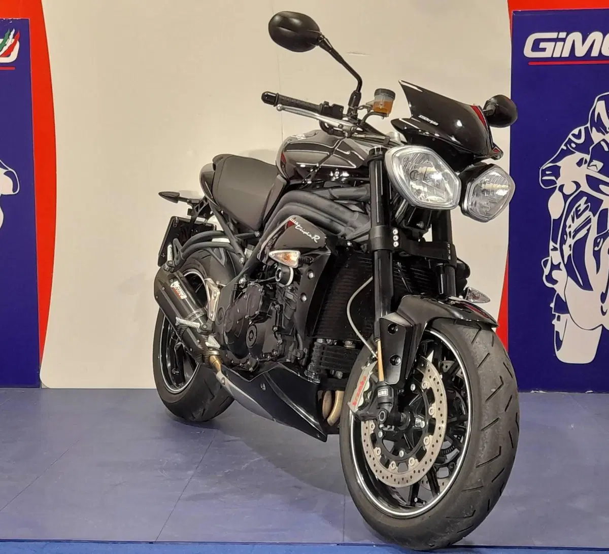 Triumph Speed Triple 1050 R ABS (2011 - 15) (2)