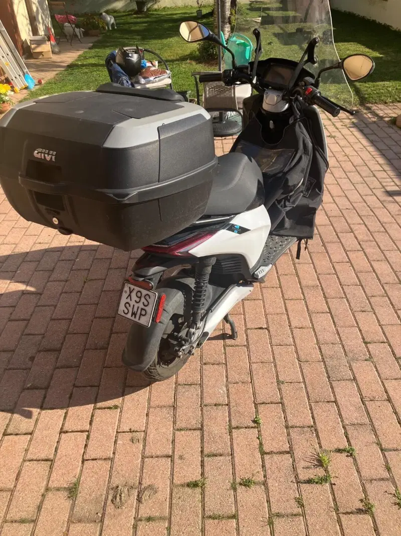 Piaggio 1 (2022 - 26) (2)