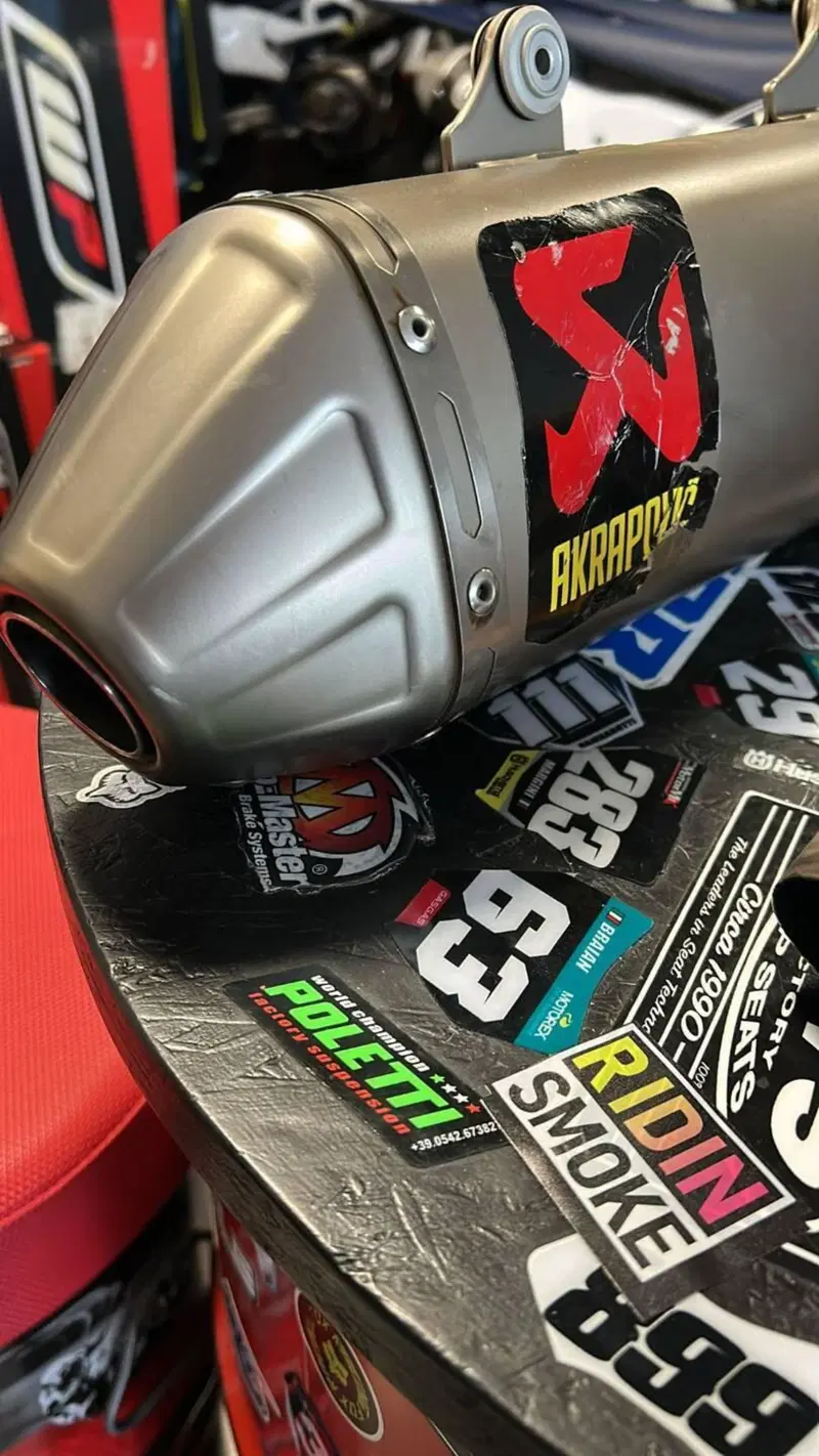 SCARICO COMPLETO AKRAPOVIC (4)
