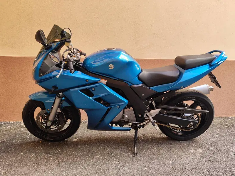 Suzuki SV 650 S (2003 - 06) (8)