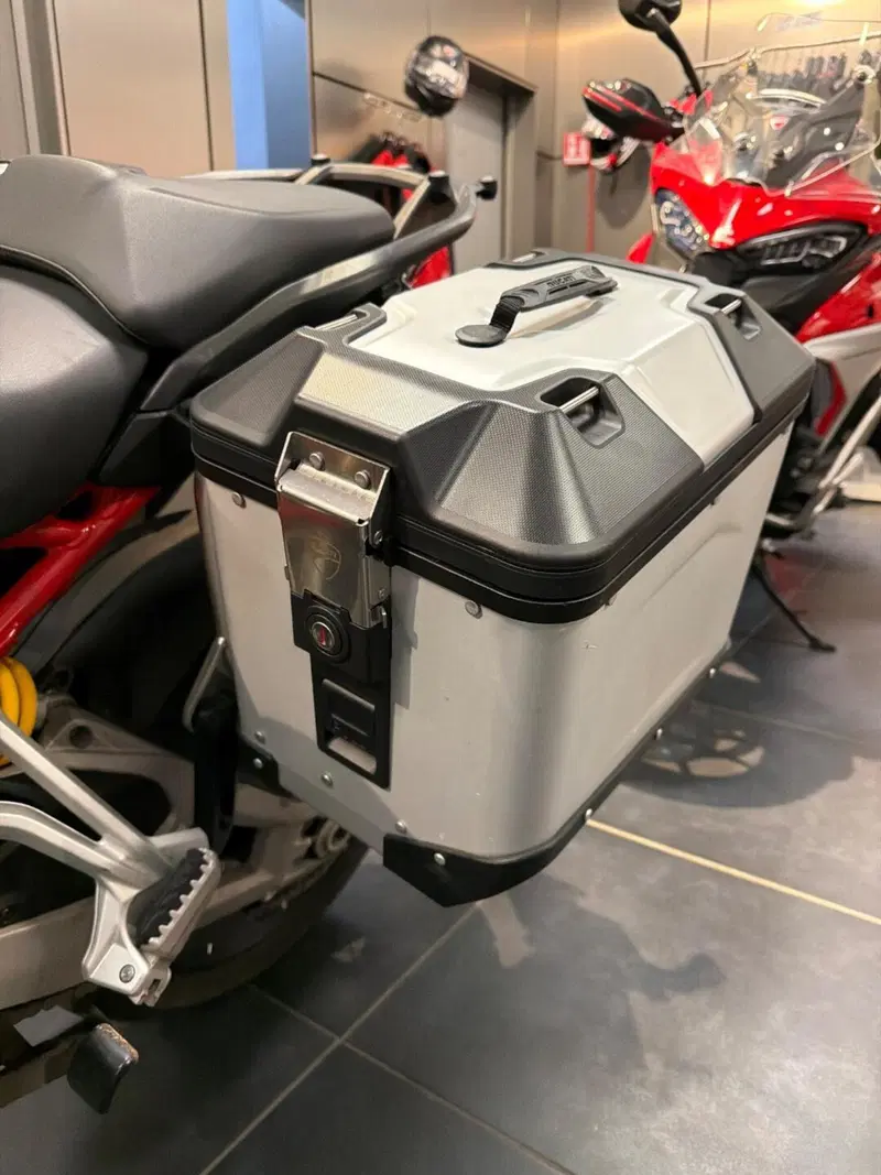 Ducati Multistrada V4 S (2021 - 24) (17)